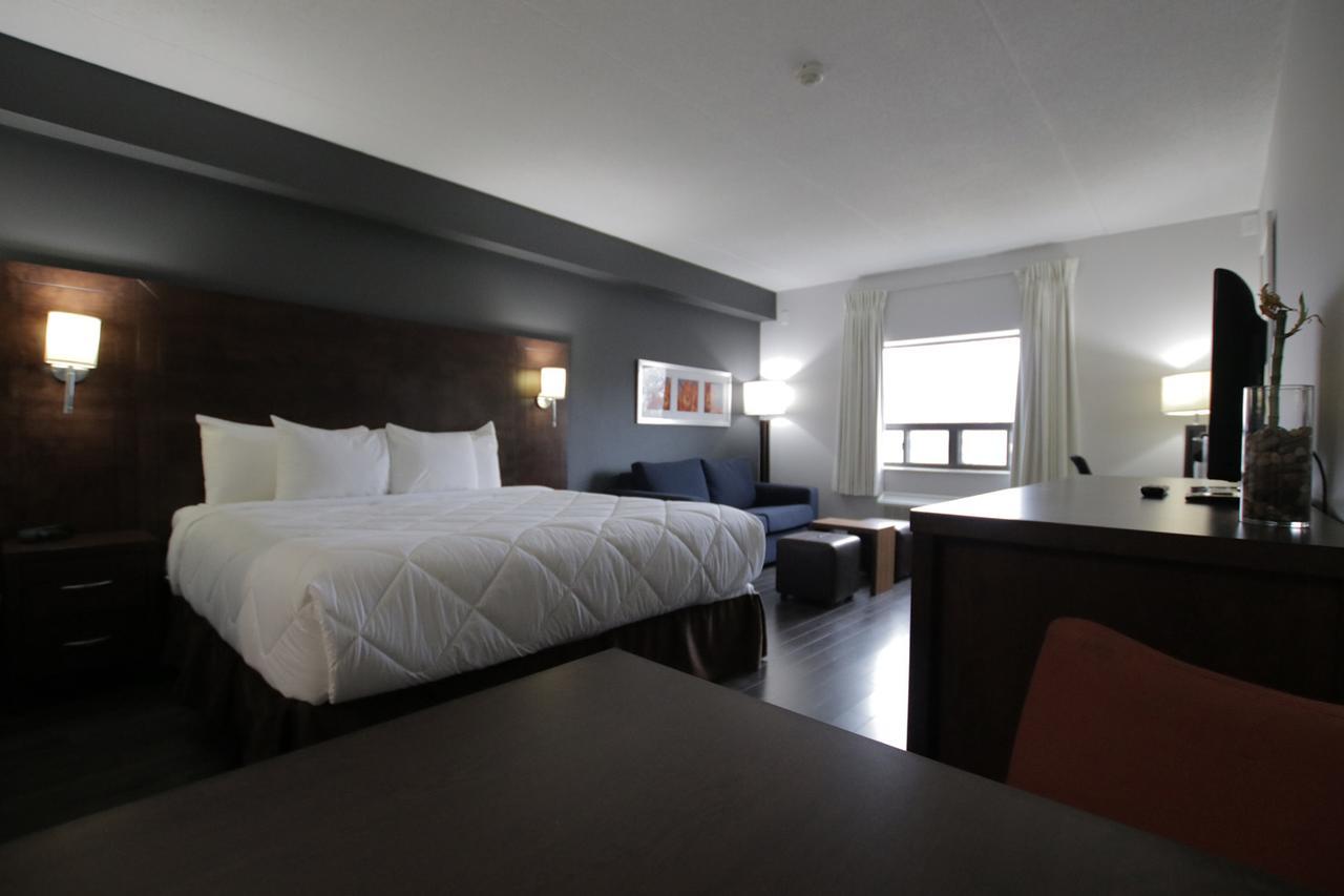 Canadas Best Value Inn เวลแลนด์ ภายนอก รูปภาพ